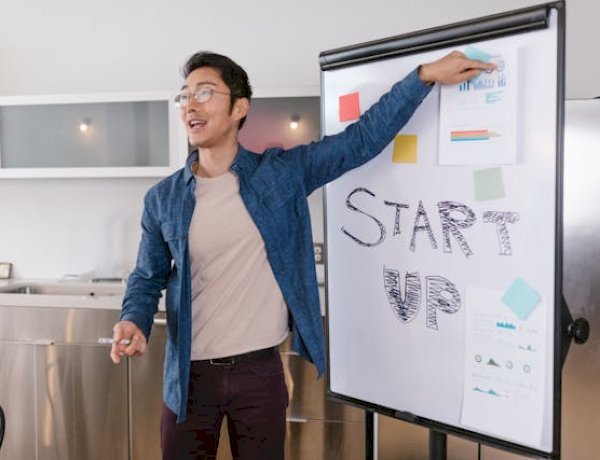 How to Plan a Marketing Budget for a Tech Startup in 2025