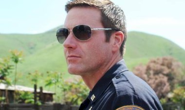 Carl Marino Net Worth 2025: How the “Homicide Hunter” Star Built His Success