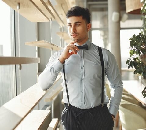 Suspender man: how to wear them?